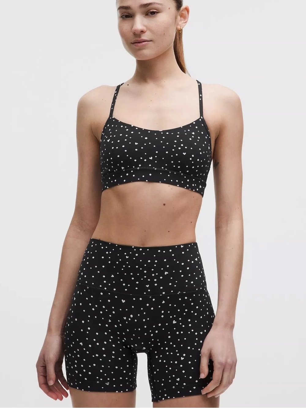 Lululemon Limited Edition No Line High Rise Align Scatter Heart Shorts size 6